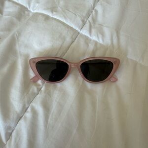 Chic Pink Cat-Eye Sunglasses